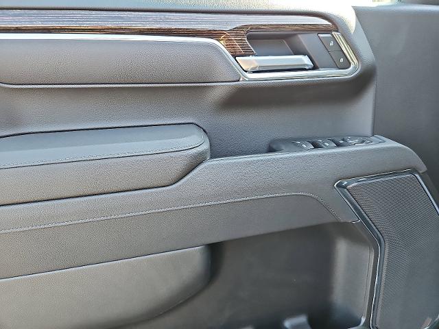 2025 GMC Sierra 1500 Vehicle Photo in TREVOSE, PA 19053-4984