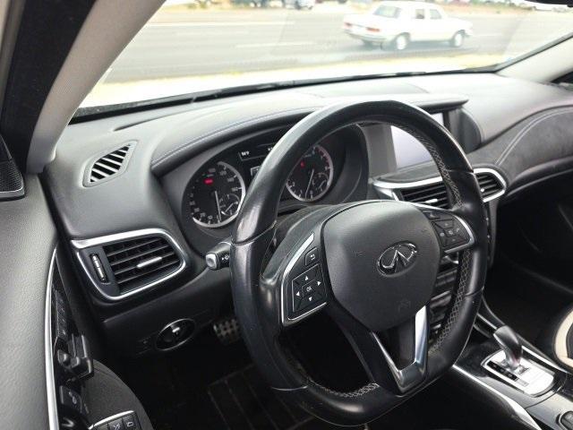2017 INFINITI QX30 Vehicle Photo in ENGLEWOOD, CO 80113-6708
