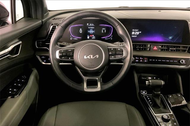 2023 Kia Sportage Vehicle Photo in Lees Summit, MO 64086
