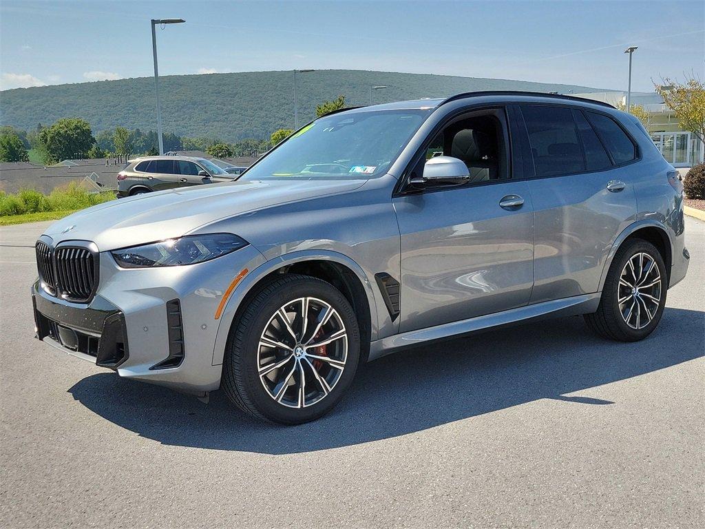 2024 BMW X5 xDrive40i Vehicle Photo in Muncy, PA 17756