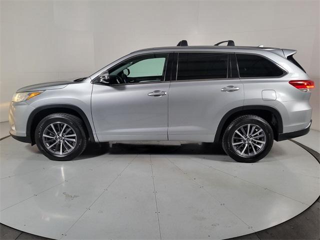 2017 Toyota Highlander Vehicle Photo in PRESCOTT, AZ 86305-3700