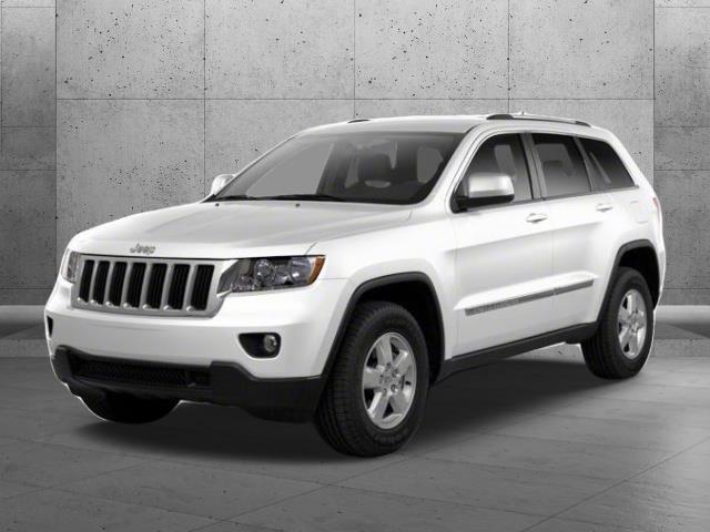 2013 Jeep Grand Cherokee Vehicle Photo in Towson, MD 21204