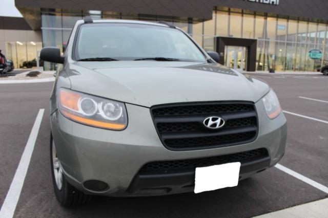 2009 Hyundai SANTA FE Vehicle Photo in Green Bay, WI 54304