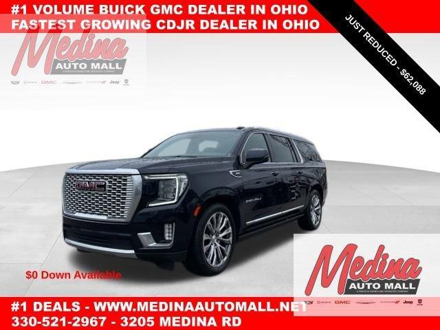 2022 GMC Yukon XL Vehicle Photo in MEDINA, OH 44256-9631