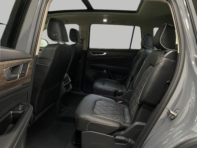 2025 Volkswagen Atlas Vehicle Photo in Appleton, WI 54913