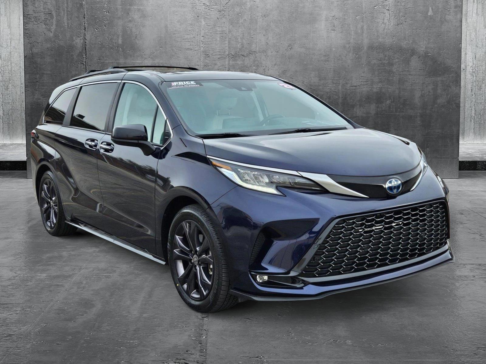 2022 Toyota Sienna Vehicle Photo in Las Vegas, NV 89149