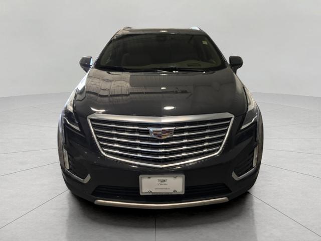 2017 Cadillac XT5 Vehicle Photo in GREEN BAY, WI 54303-3330