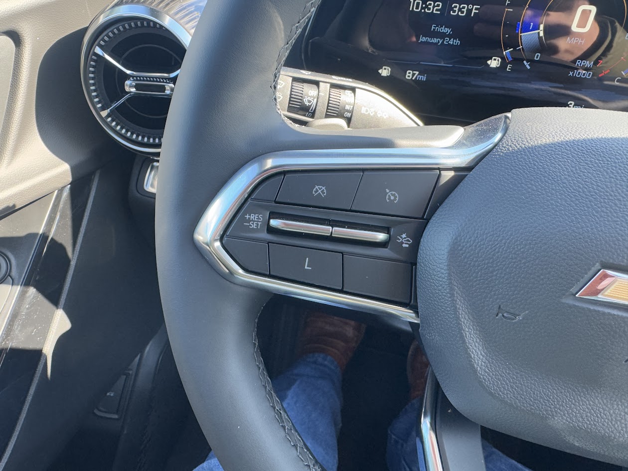 2025 Chevrolet Equinox Vehicle Photo in BOONVILLE, IN 47601-9633