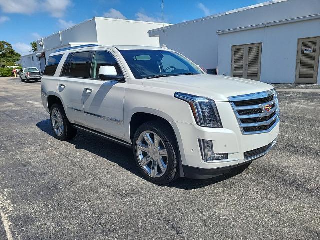 2017 Cadillac Escalade Vehicle Photo in POMPANO BEACH, FL 33064-7091