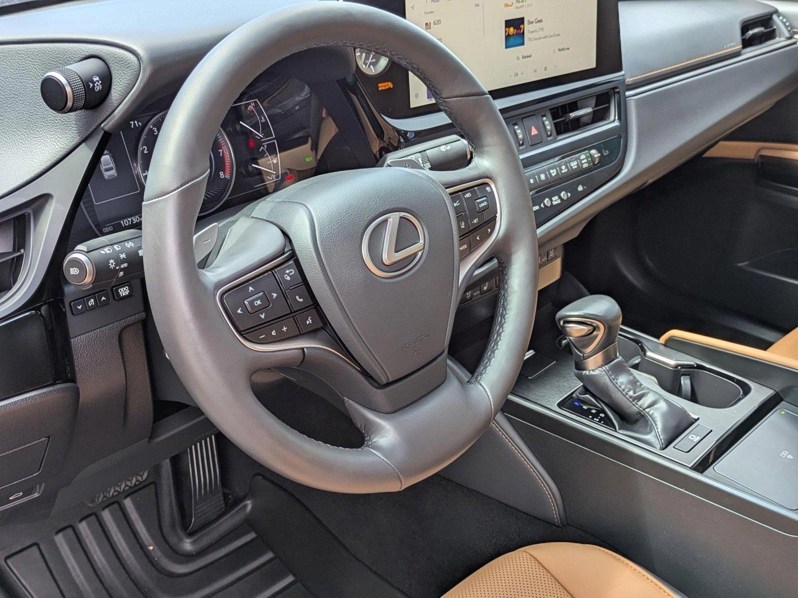 2023 Lexus ES 350 Vehicle Photo in Clearwater, FL 33761