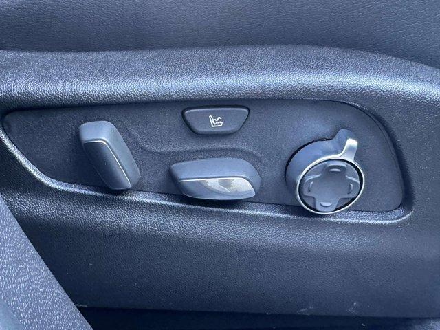 2025 Cadillac XT4 Vehicle Photo in LEOMINSTER, MA 01453-2952