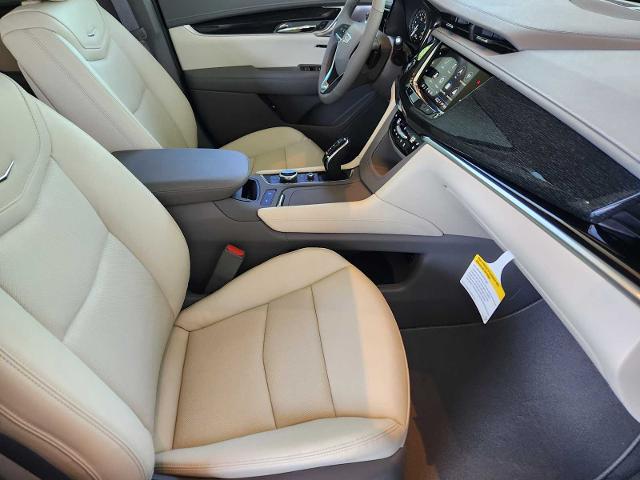 2025 Cadillac XT6 Vehicle Photo in HOUSTON, TX 77079