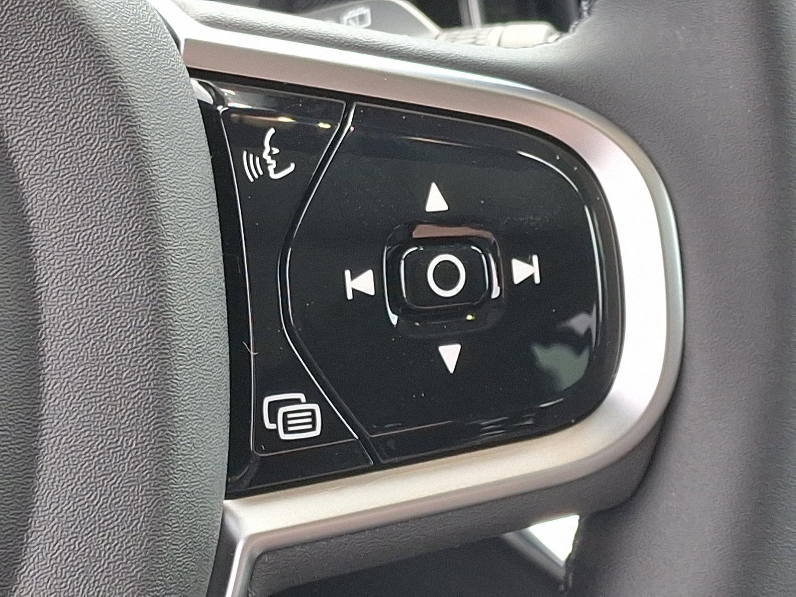 2025 Volvo XC90 Vehicle Photo in Trevose, PA 19053