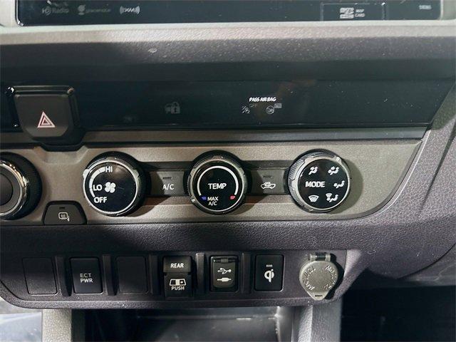 2018 Toyota Tacoma Vehicle Photo in PUYALLUP, WA 98371-4149