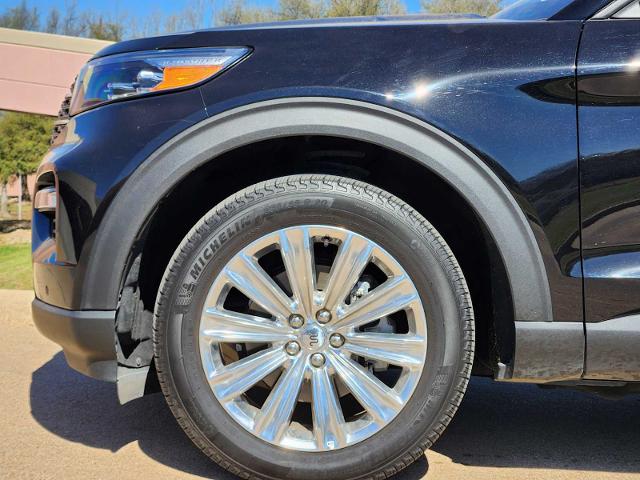 2023 Ford Explorer Vehicle Photo in Fort Worth, TX 76132