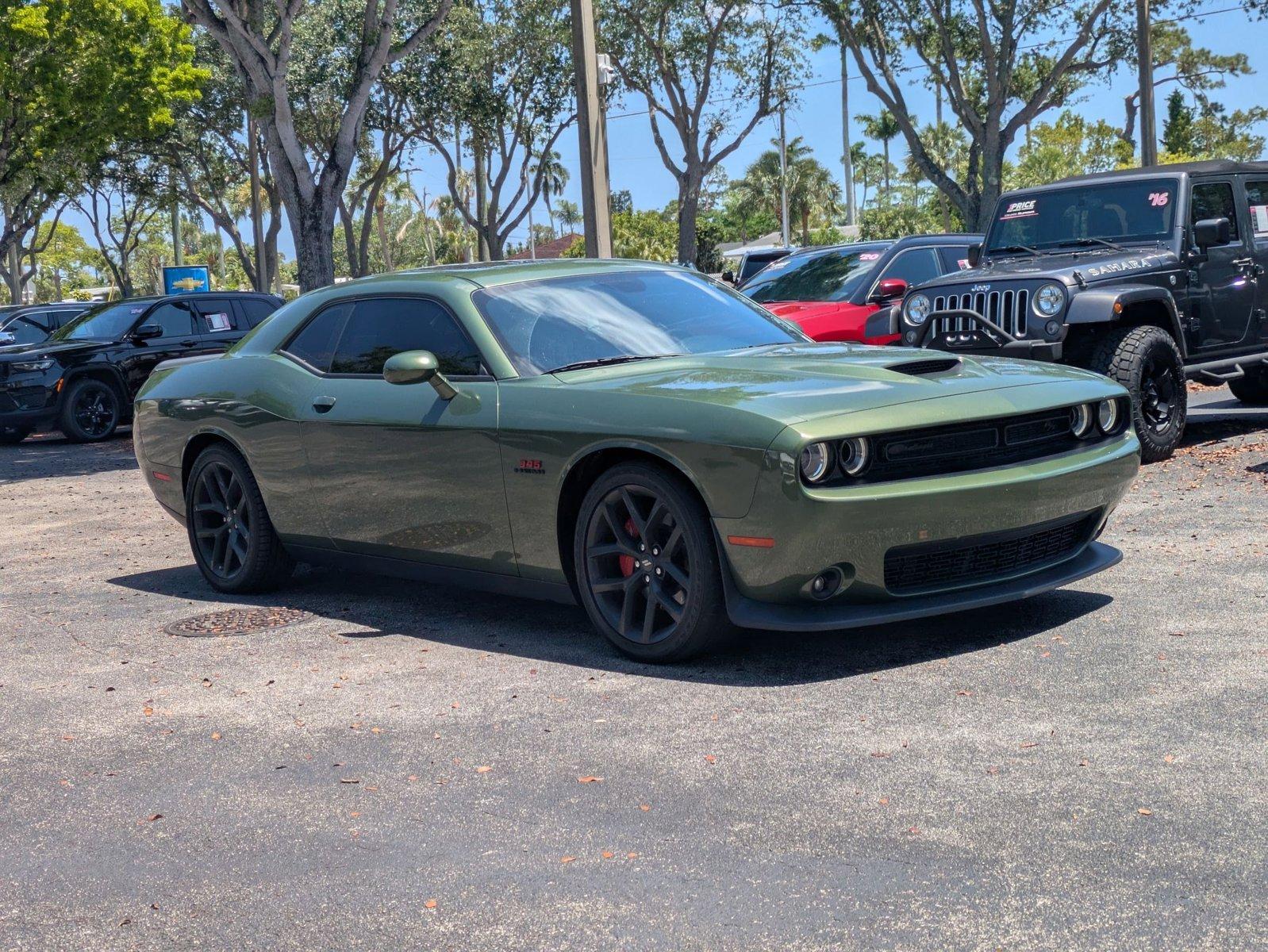 2022 Dodge Challenger Vehicle Photo in GREENACRES, FL 33463-3207