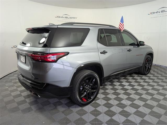 2023 Chevrolet Traverse Vehicle Photo in ENGLEWOOD, CO 80113-6708