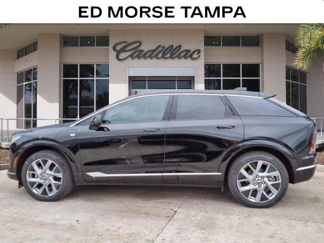 2025 Cadillac OPTIQ Vehicle Photo in Tampa, FL 33612