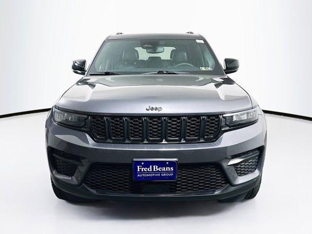 2023 Jeep Grand Cherokee Vehicle Photo in Doylsetown, PA 18901