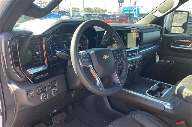 2025 Chevrolet Silverado 3500 HD Vehicle Photo in INDEPENDENCE, MO 64055-1314