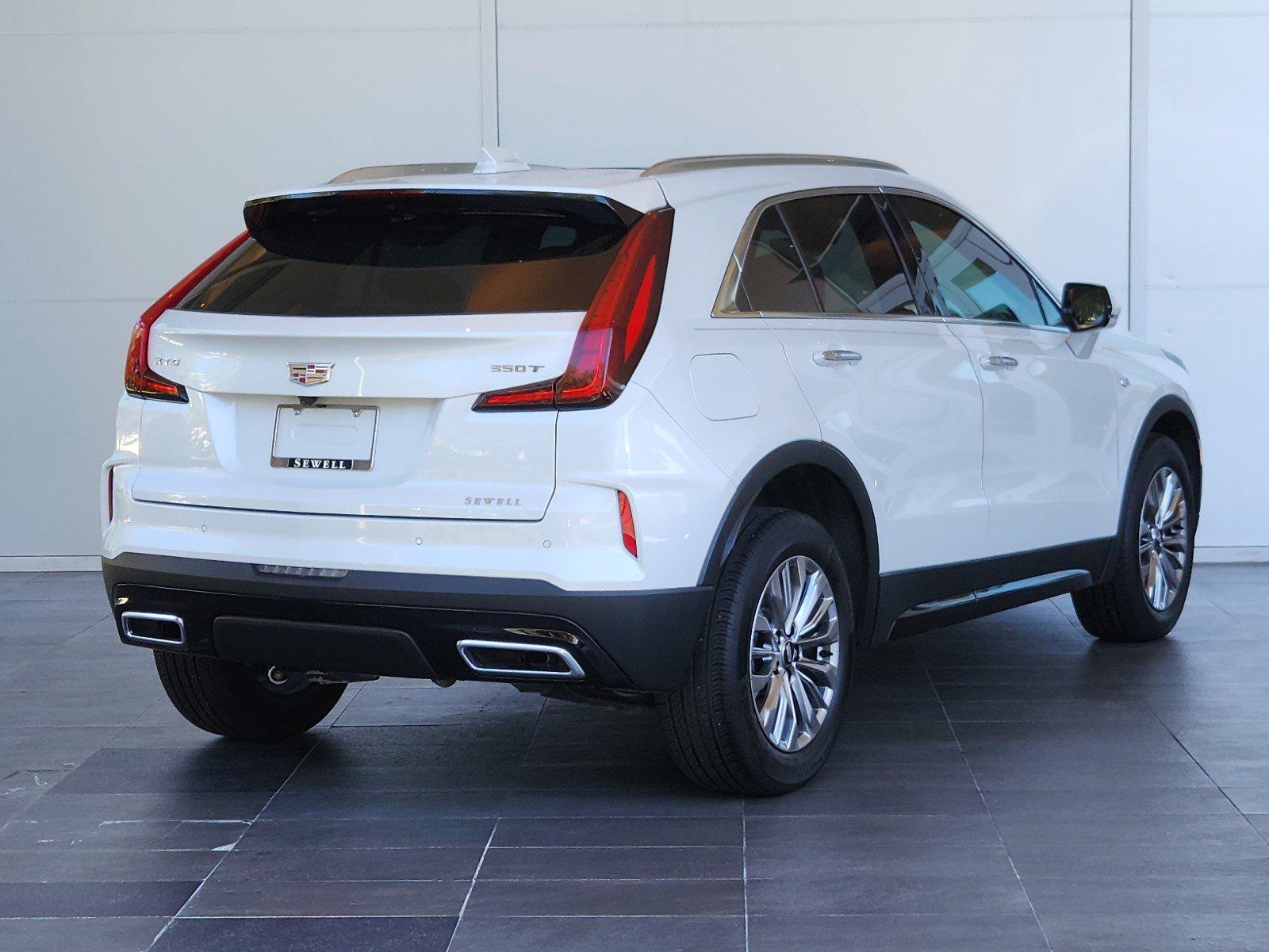 2024 Cadillac XT4 Vehicle Photo in HOUSTON, TX 77079-1502