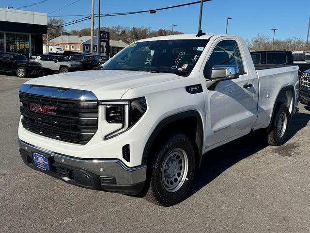 2025 GMC Sierra 1500 Vehicle Photo in LOWELL, MA 01852-4336