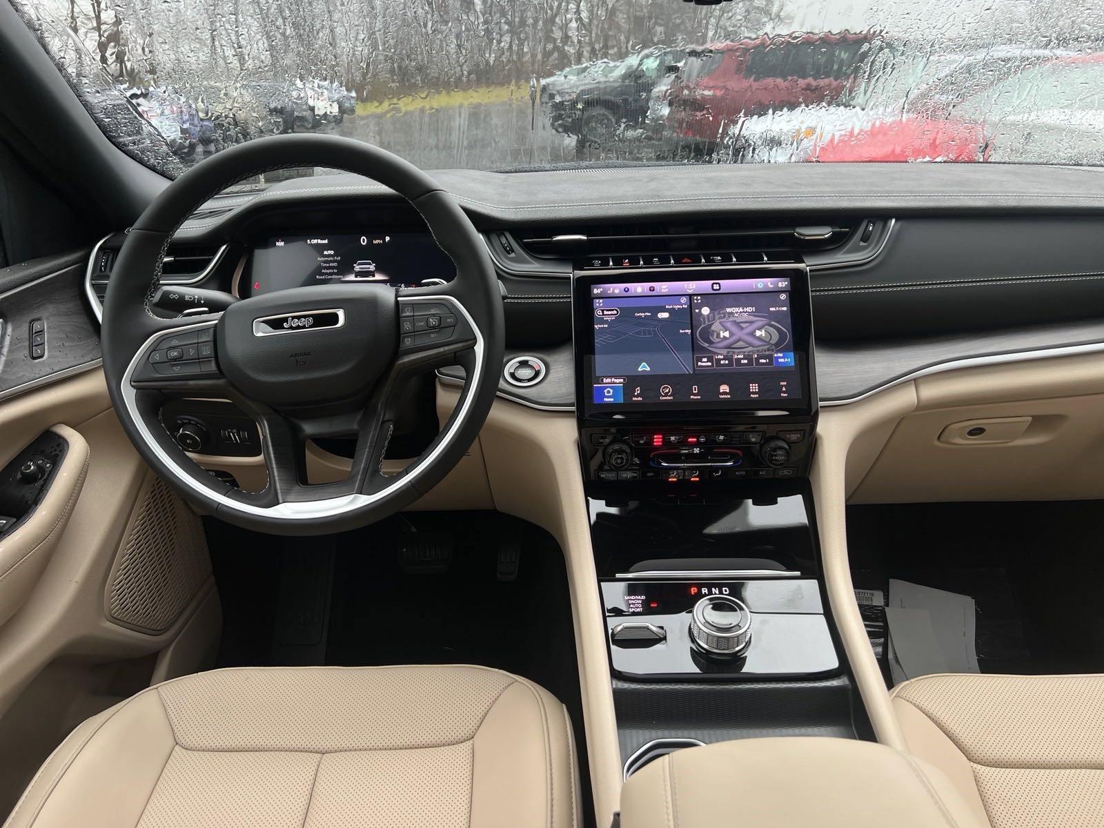 2025 Jeep Grand Cherokee L Vehicle Photo in Mechanicsburg, PA 17050-1707