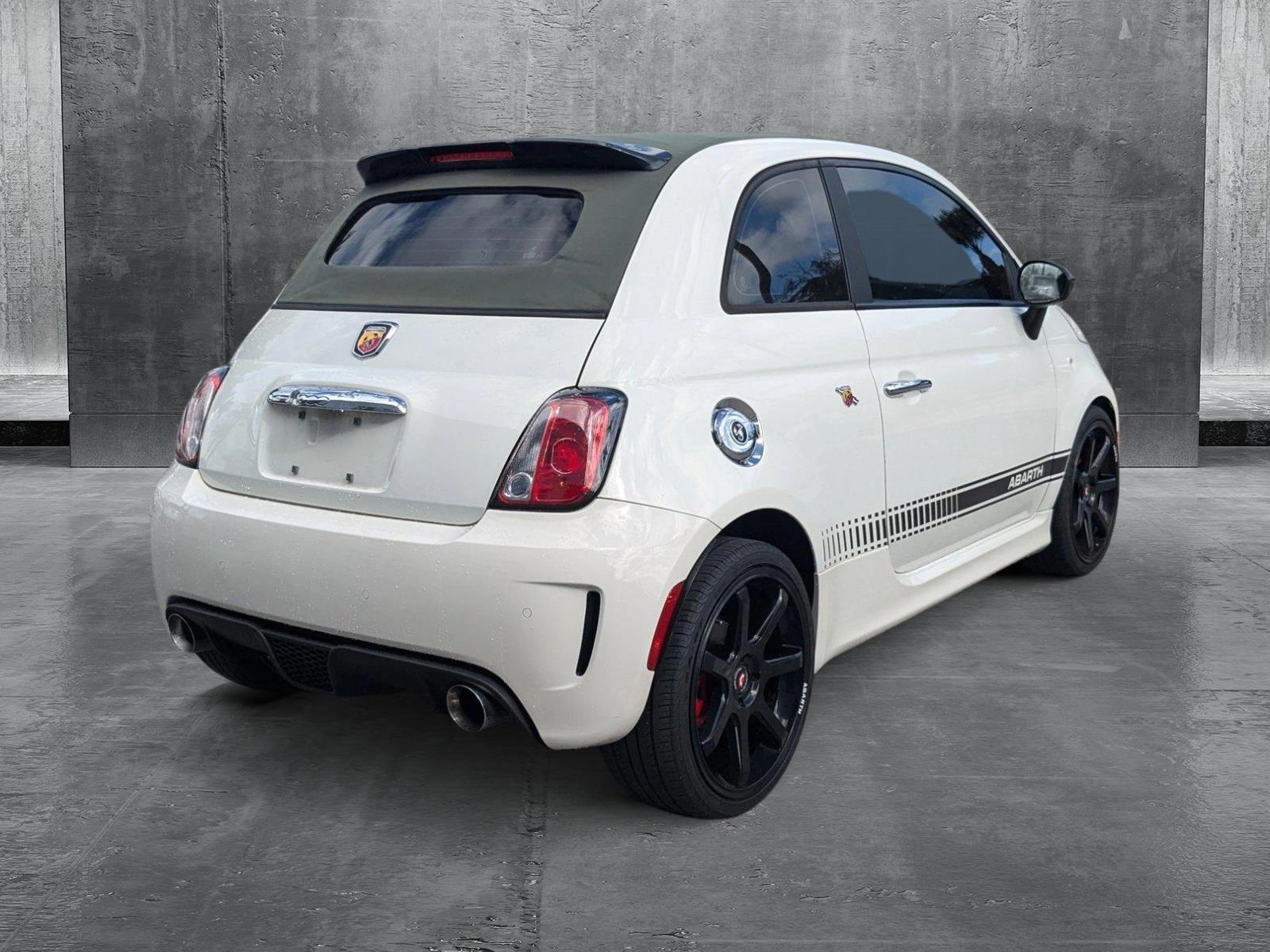 2015 FIAT 500c Vehicle Photo in Pompano Beach, FL 33064