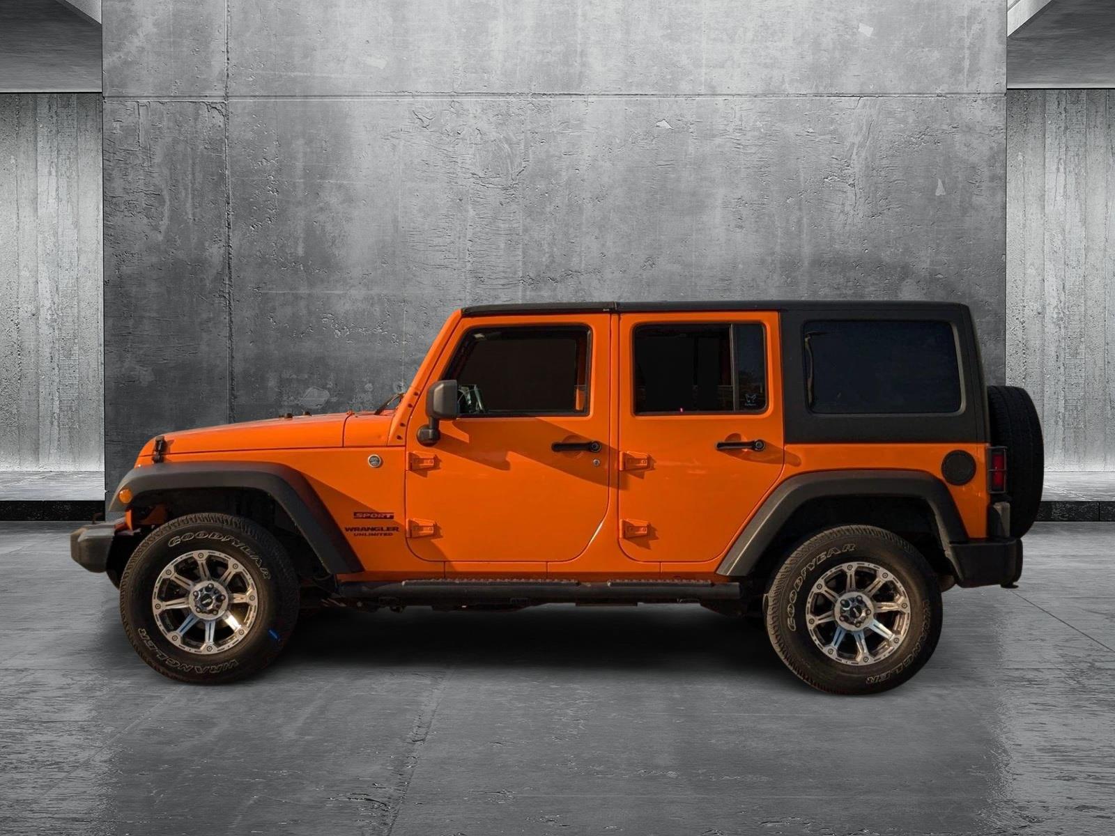 2013 Jeep Wrangler Unlimited Vehicle Photo in St. Petersburg, FL 33713