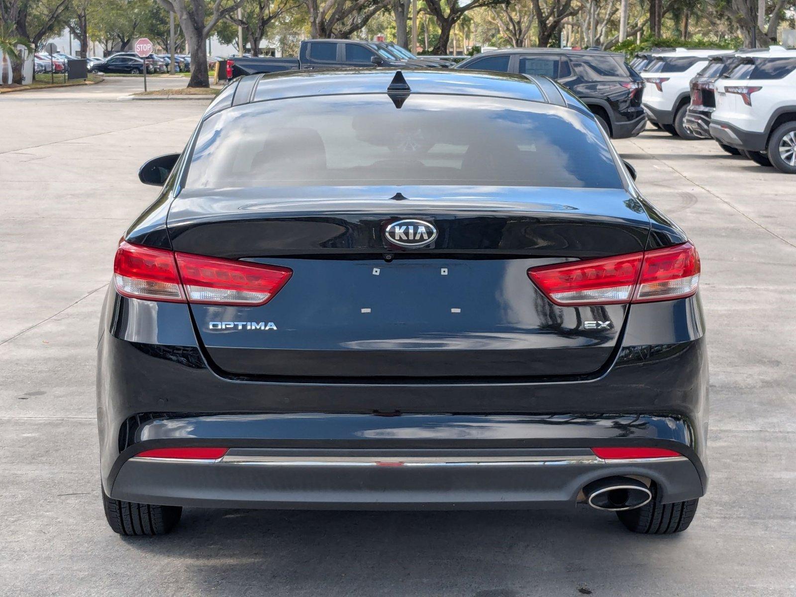 2018 Kia Optima Vehicle Photo in PEMBROKE PINES, FL 33024-6534