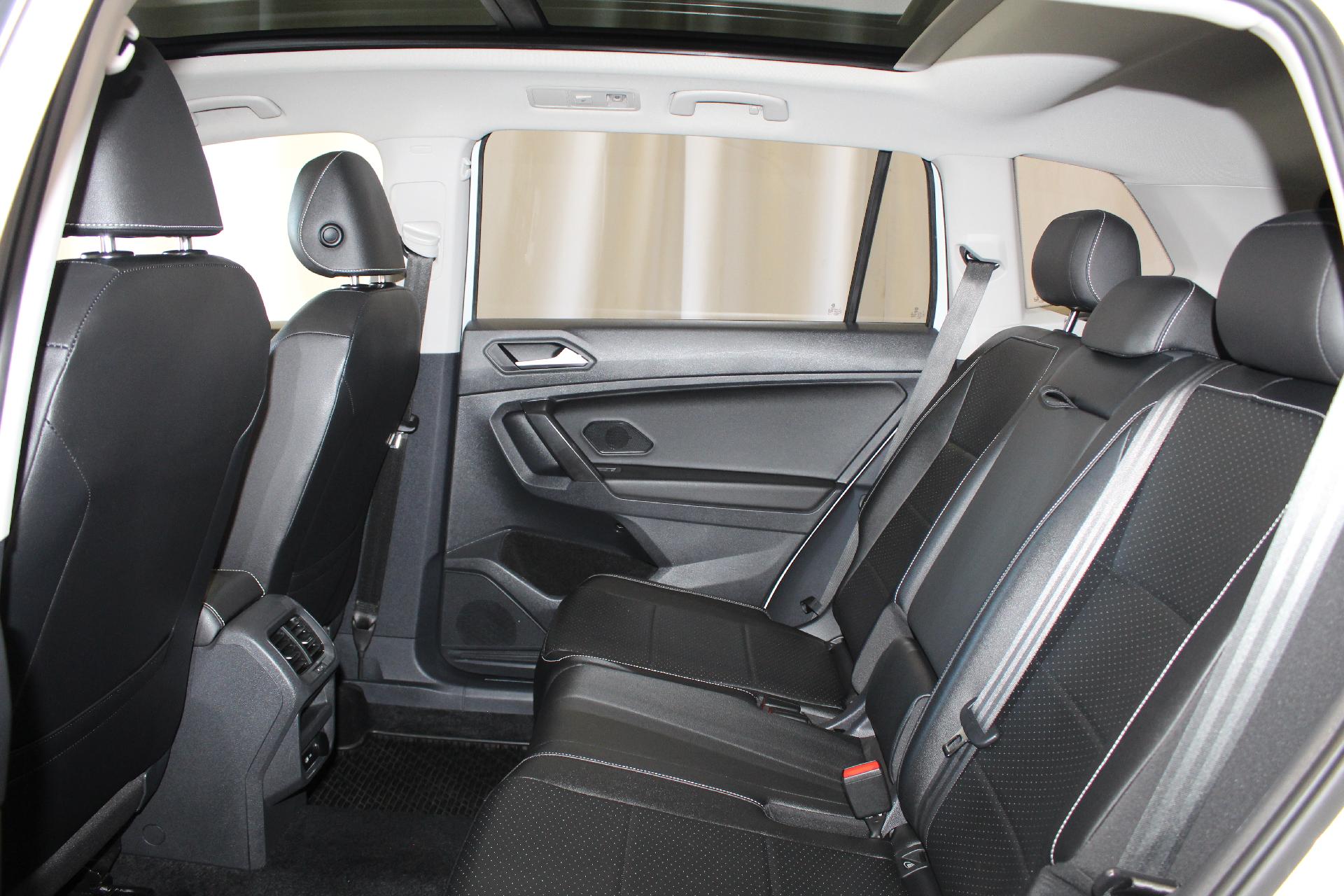 2021 Volkswagen Tiguan Vehicle Photo in NORTHAMPTON, MA 01060-1120
