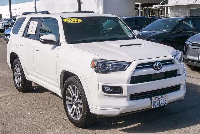 2022 Toyota 4Runner Vehicle Photo in VENTURA, CA 93003-8585