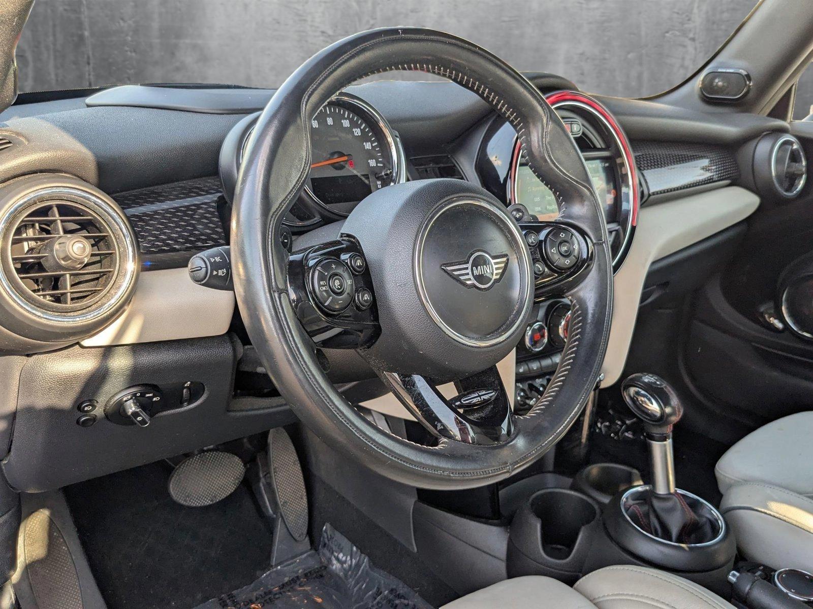 2019 MINI Cooper S Convertible Vehicle Photo in St. Petersburg, FL 33713