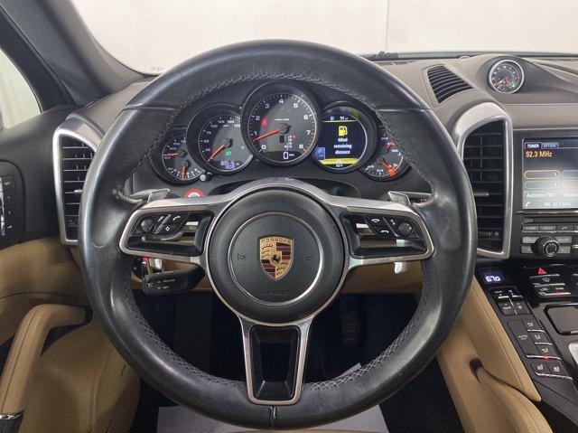 2016 Porsche Cayenne Vehicle Photo in MEDINA, OH 44256-9001