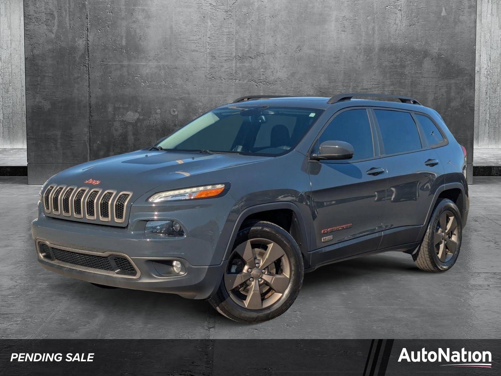 2017 Jeep Cherokee Vehicle Photo in St. Petersburg, FL 33713