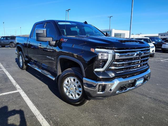 2024 Chevrolet Silverado 2500 HD Vehicle Photo in GREEN BAY, WI 54304-5303