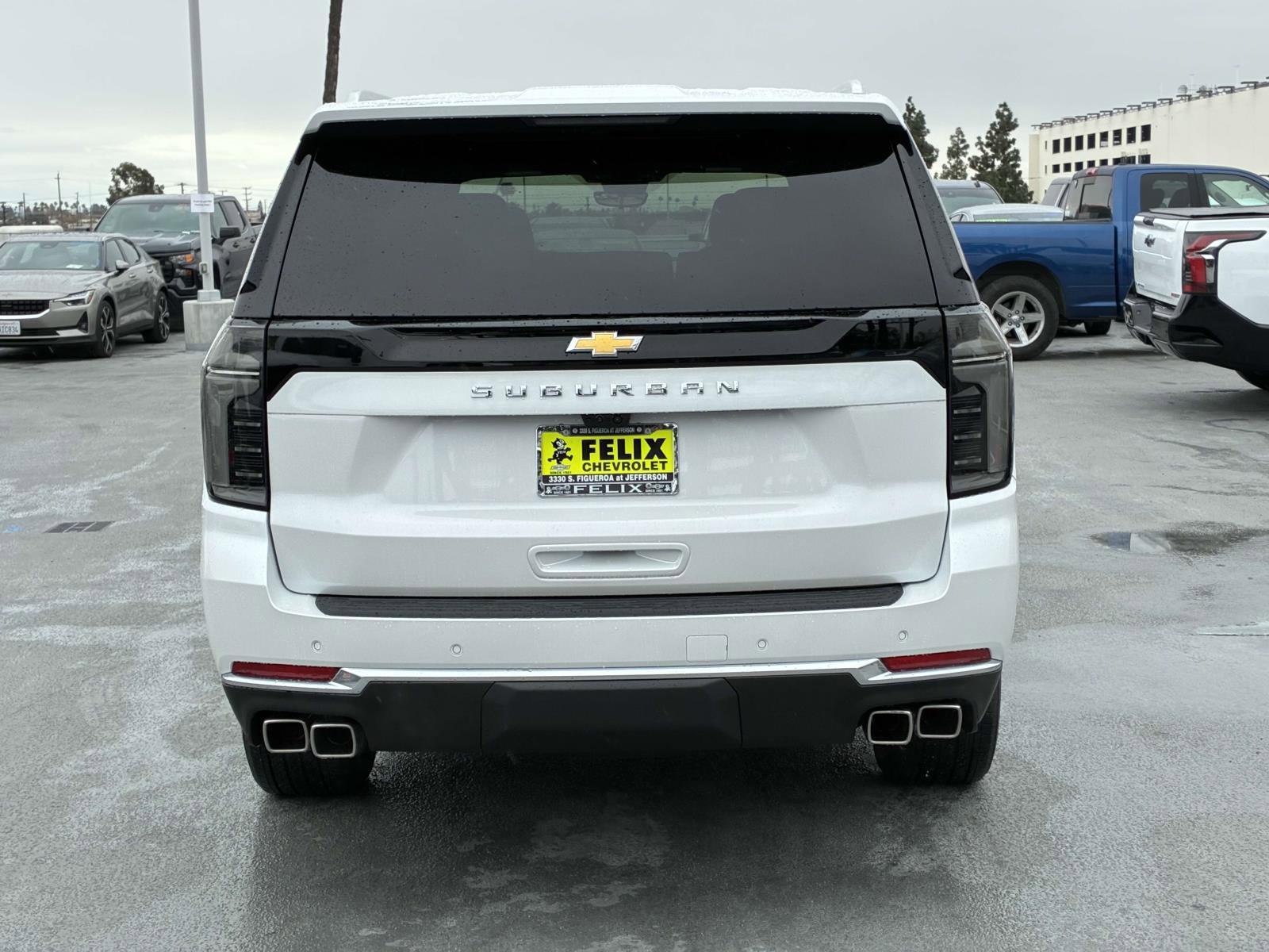 2025 Chevrolet Suburban Vehicle Photo in LOS ANGELES, CA 90007-3794