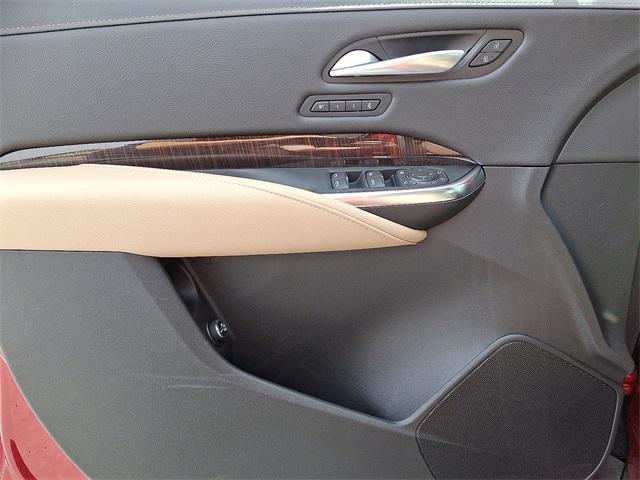 2025 Cadillac XT4 Vehicle Photo in ALLENTOWN, PA 18103-7399