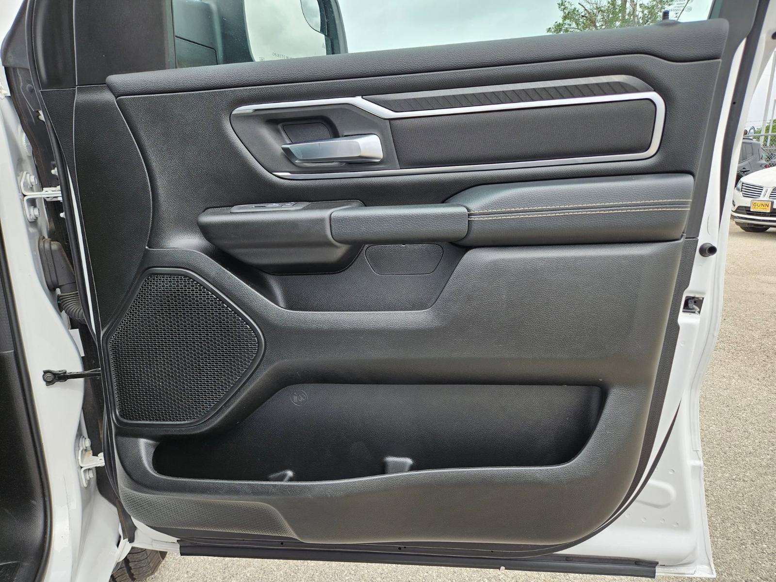 2025 Ram 1500 Vehicle Photo in Seguin, TX 78155