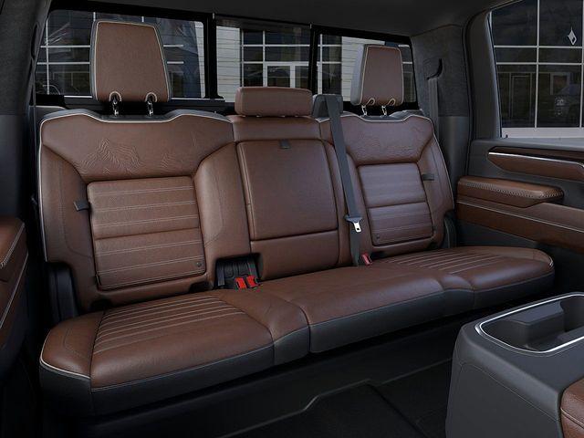 2025 GMC Sierra 2500 HD Vehicle Photo in WATERTOWN, CT 06795-3318