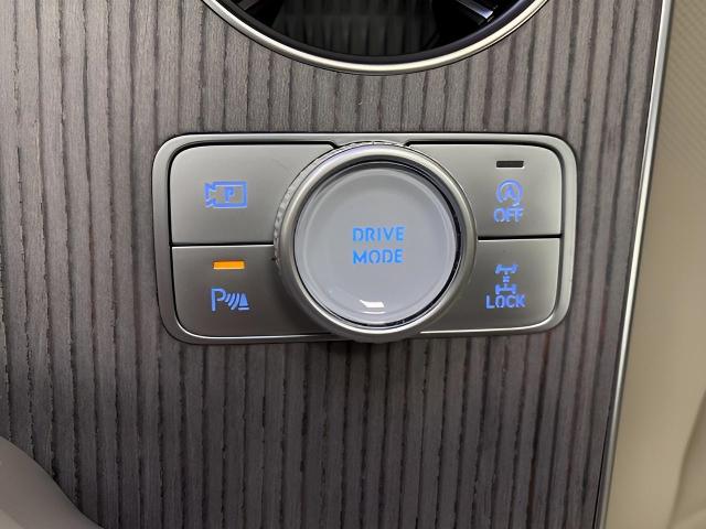 2025 Genesis GV80 Vehicle Photo in Appleton, WI 54913