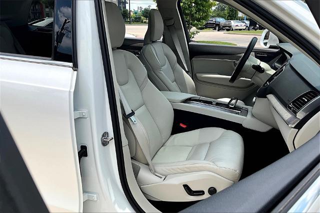 2024 Volvo XC90 Vehicle Photo in Houston, TX 77007