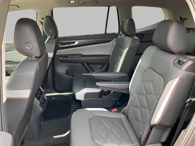 2025 Volkswagen Atlas Vehicle Photo in Oshkosh, WI 54904