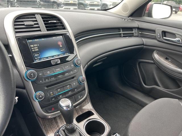 2015 Chevrolet Malibu Vehicle Photo in GREEN BAY, WI 54304-5303