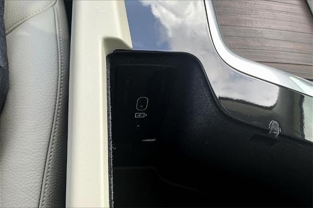 2022 Volvo XC60 Vehicle Photo in Houston, TX 77007