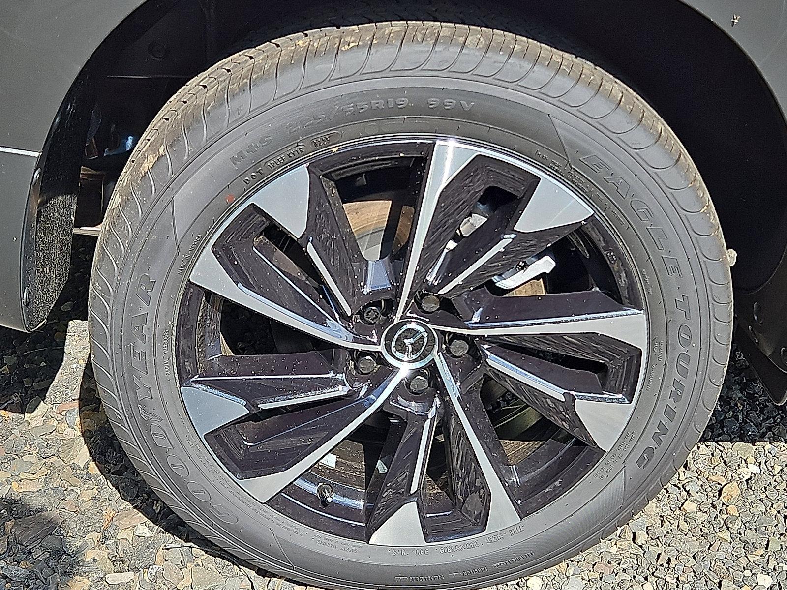 2025 Mazda CX-50 Hybrid Vehicle Photo in Trevose, PA 19053