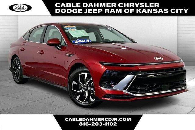 2024 Hyundai SONATA Vehicle Photo in Kansas City, MO 64114