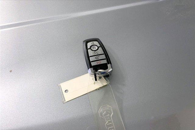 2024 Ford Edge Vehicle Photo in INDEPENDENCE, MO 64055-1314