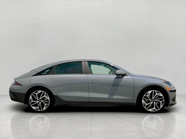 2025 Hyundai IONIQ 6 Vehicle Photo in Green Bay, WI 54304