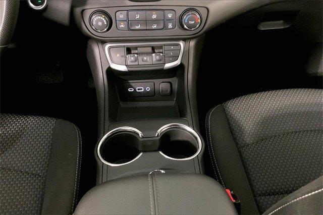 2024 GMC Terrain Vehicle Photo in KANSAS CITY, MO 64114-4502